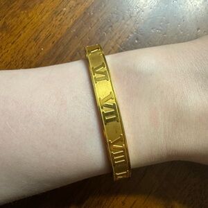 Gold Roman Numeral Bracelet